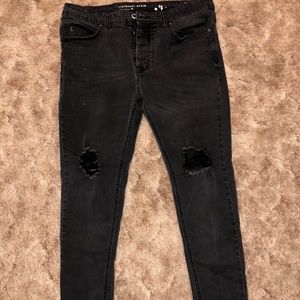 Black ripped skinny jeans